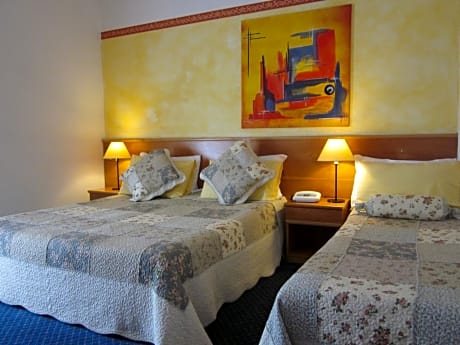 Triple Room with Balcony