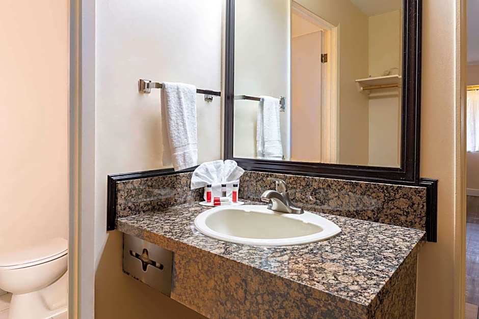 Ramada by Wyndham Coquitlam