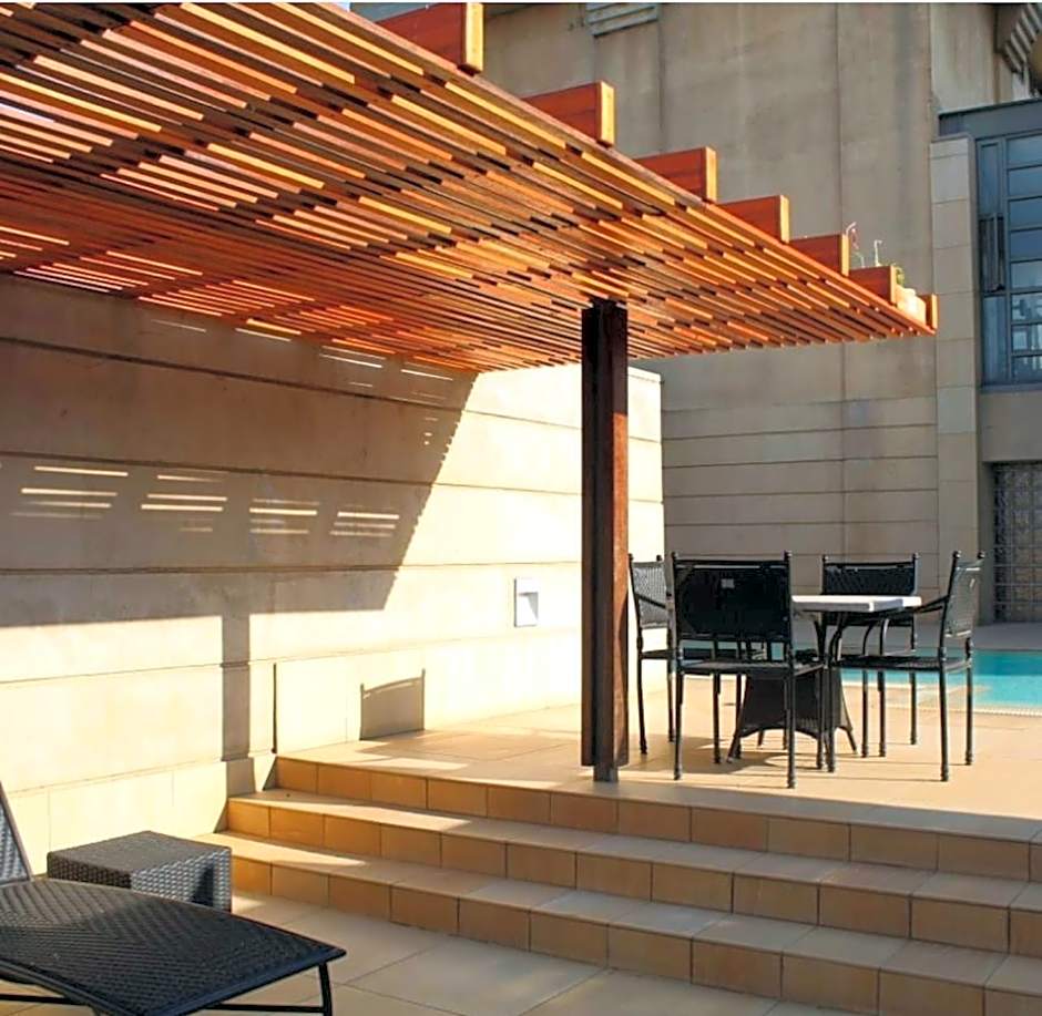 Raphael penthouse 205