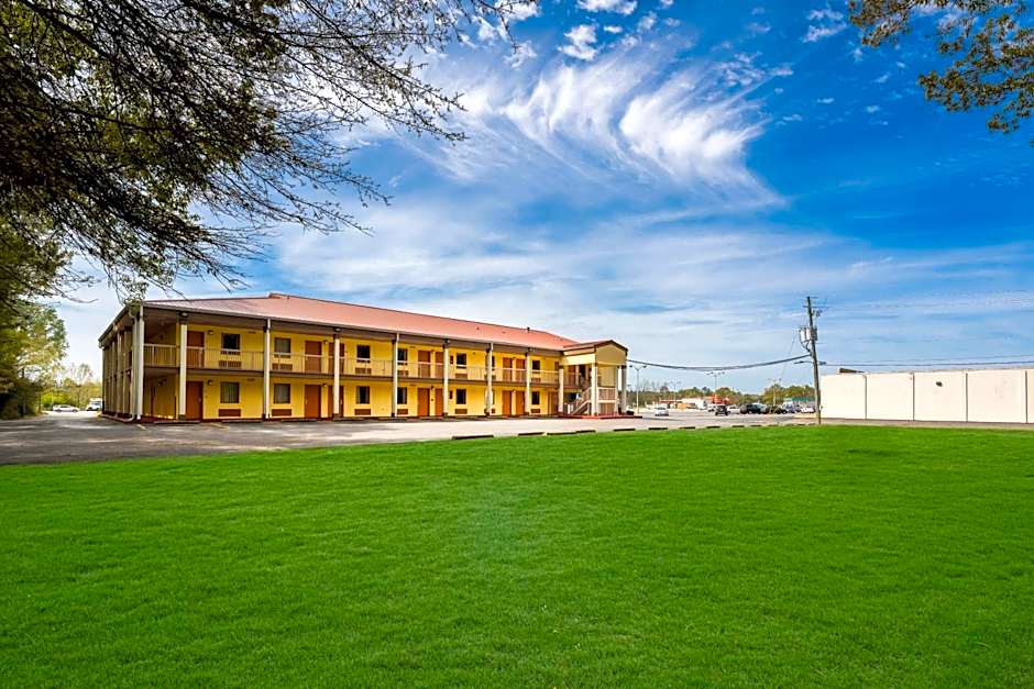 Americas Best Value Inn Montezuma