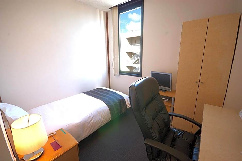 Photo 1 of 1 of Single Room