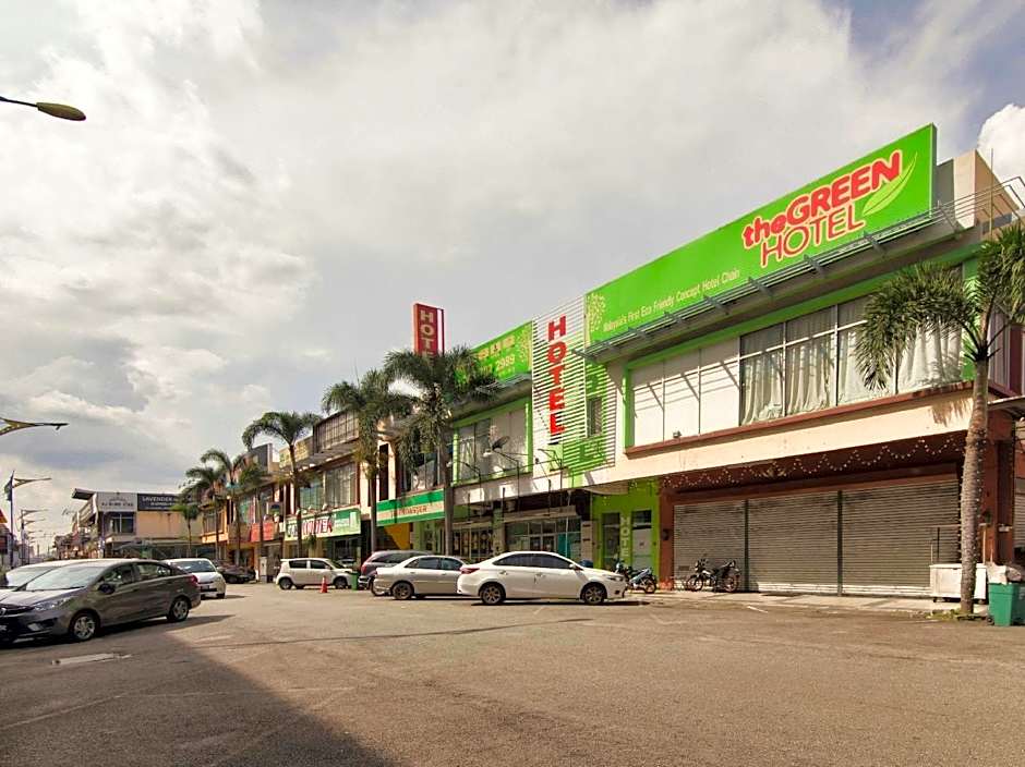 OYO 479 the green hotel