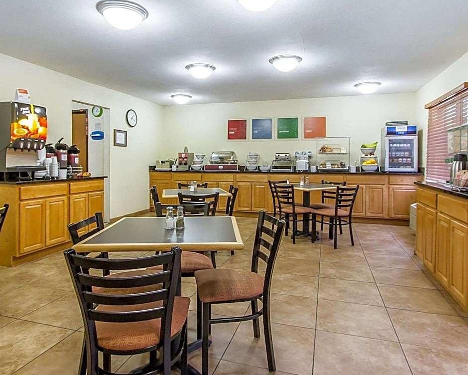 Quality Inn Macomb Near University Area