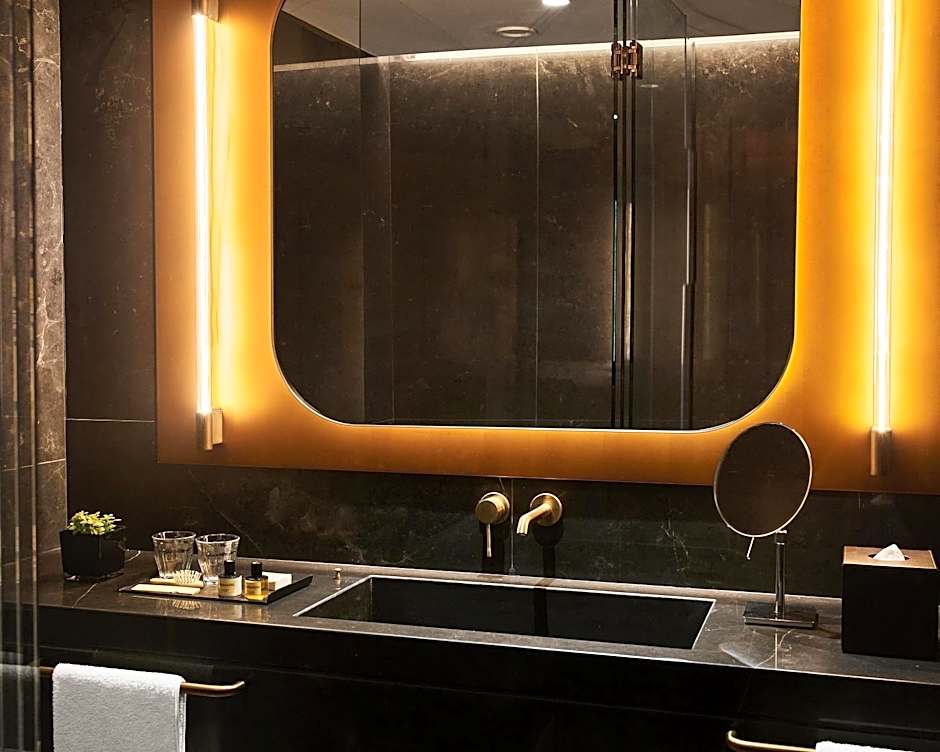 Thompson Madrid, by Hyatt