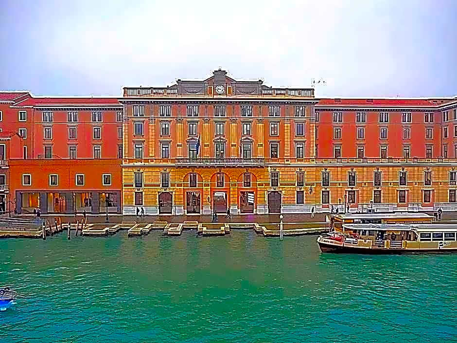 Hotel Canal & Walter