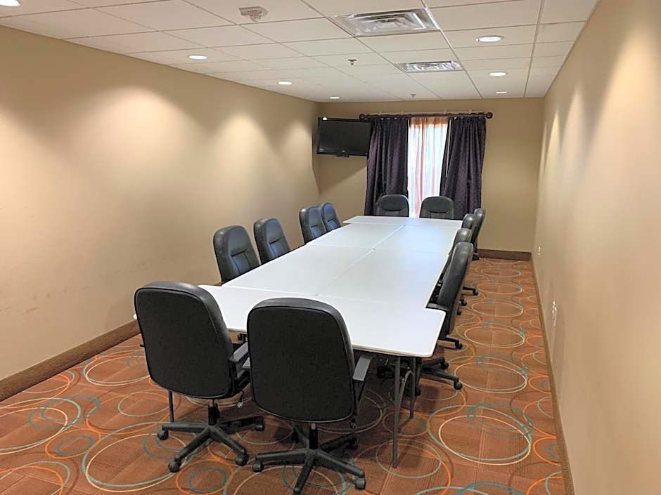 Holiday Inn Express & Suites Havelock Northwest New Bern By IHG