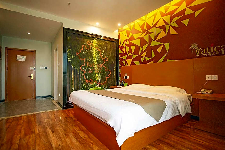 Vatica Jieshou City New Passenger Transport Center Hotel