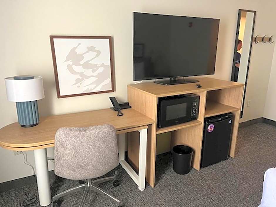 Spark by Hilton Phoenix East Mesa