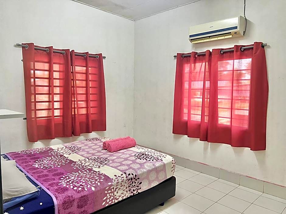 Jasmine Guesthouse Near Padang Besar Train Station