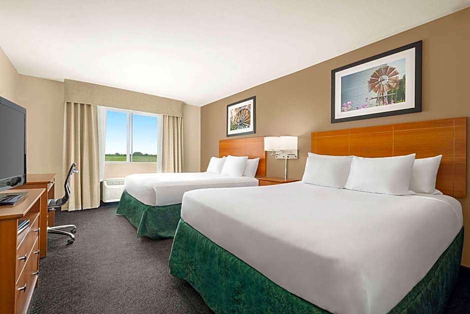 Baymont by Wyndham Fremont