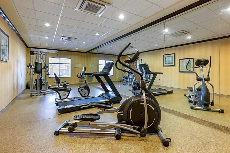 Best Western Plus Midland Suites