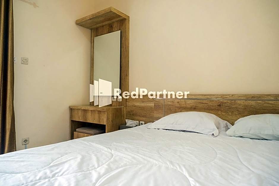 Guest House B Fren Syariah Near JIH Yogyakarta Mitra By RedDoorz – Sleman, MN
