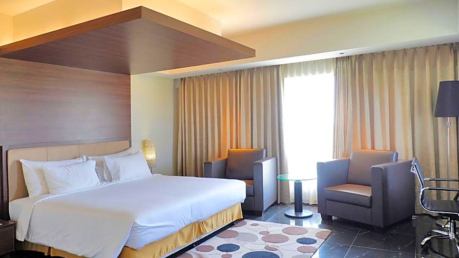 Sakura Park Hotel And Residence