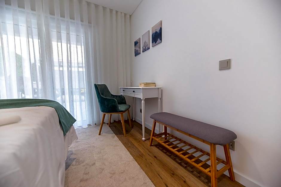 9 Quartos Alojamento