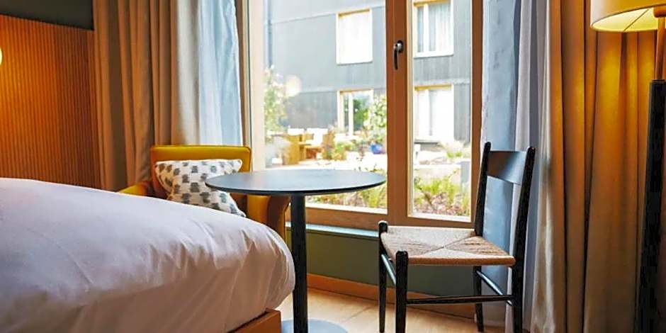 Mollie's Motel & Diner Bristol