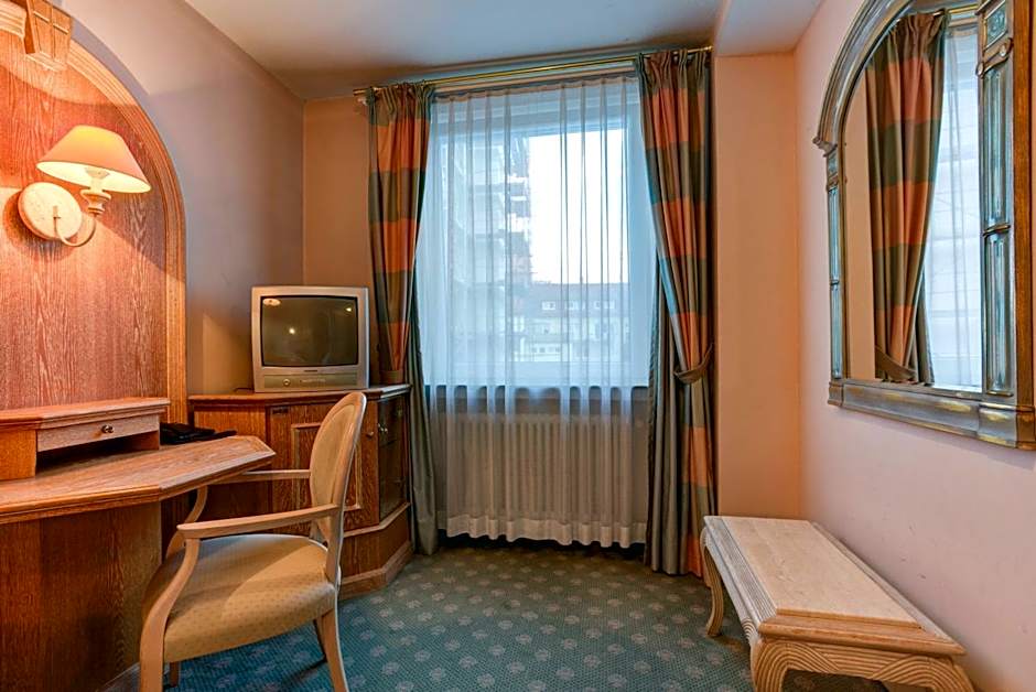 Centro Hotel Stern, Trademark Collection by Wyndham