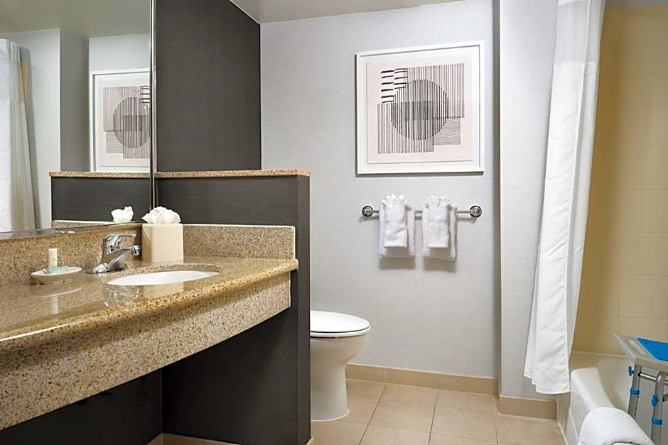 Courtyard by Marriott Washington Capitol Hill/Navy Yard