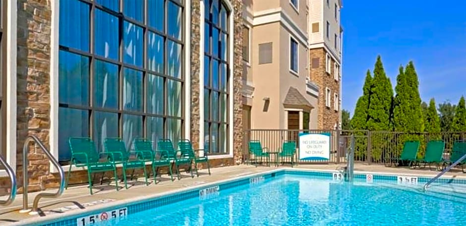 Homewood Suites by Hilton Eatontown