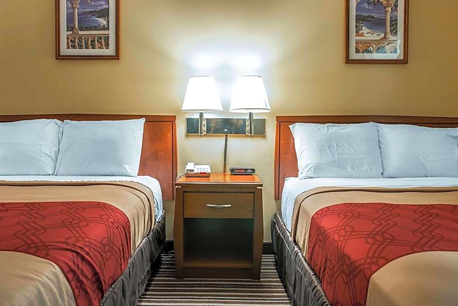 Econo Lodge Paw Paw