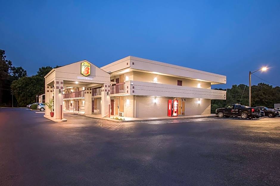 Super 8 by Wyndham Commerce