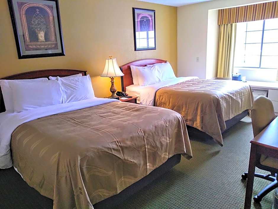 Quality Inn & Suites Prestonsburg next to Mountain Arts Center
