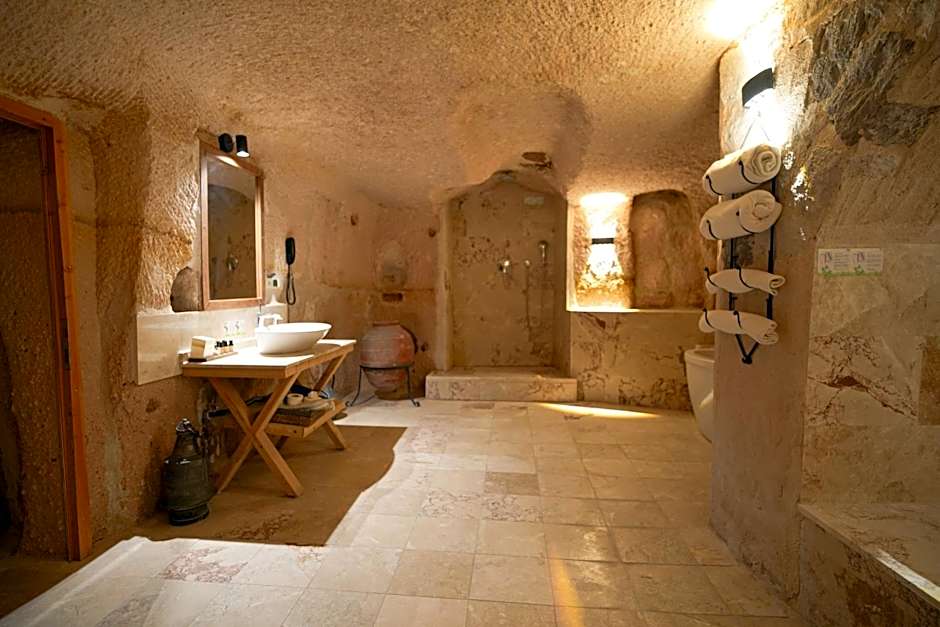Helike Cave Suites
