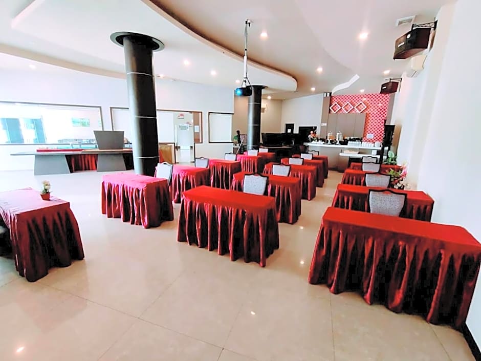 OS Hotel Tanjung Uncang