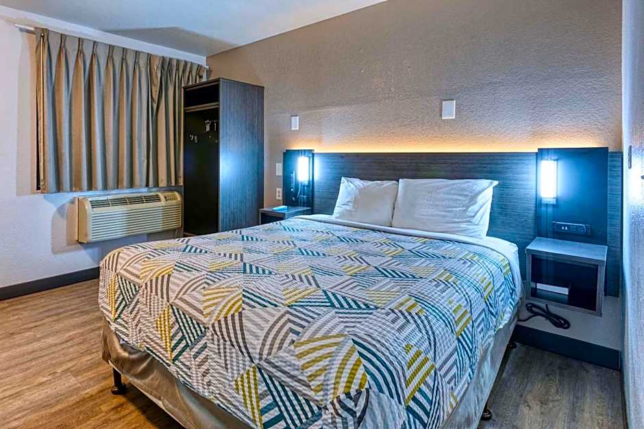 Motel 6-Nogales, AZ - Mariposa Road