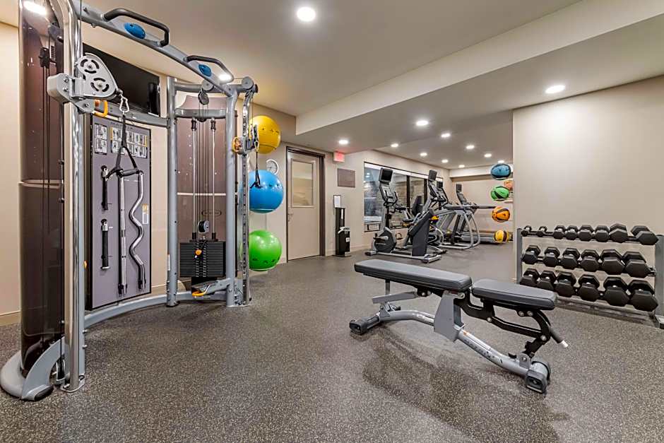 Best Western Plus Superior Inn