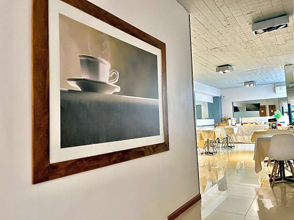 Alpino Hotel
