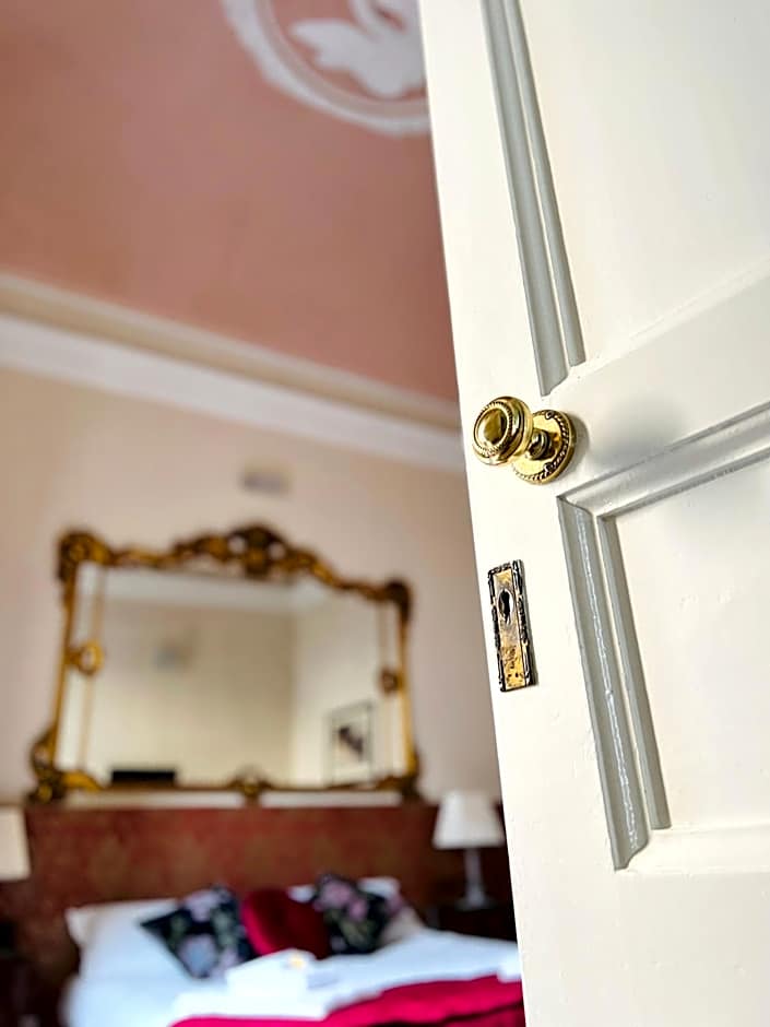 Sofia Katane Suites