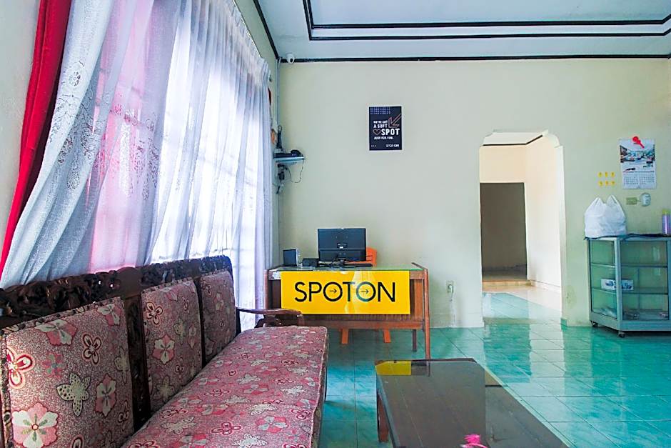 SPOT ON 2370 Berkah Homestay Syariah