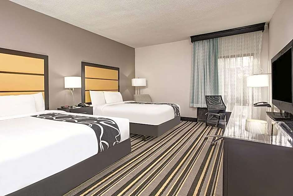 La Quinta Inn & Suites by Wyndham Jackson North