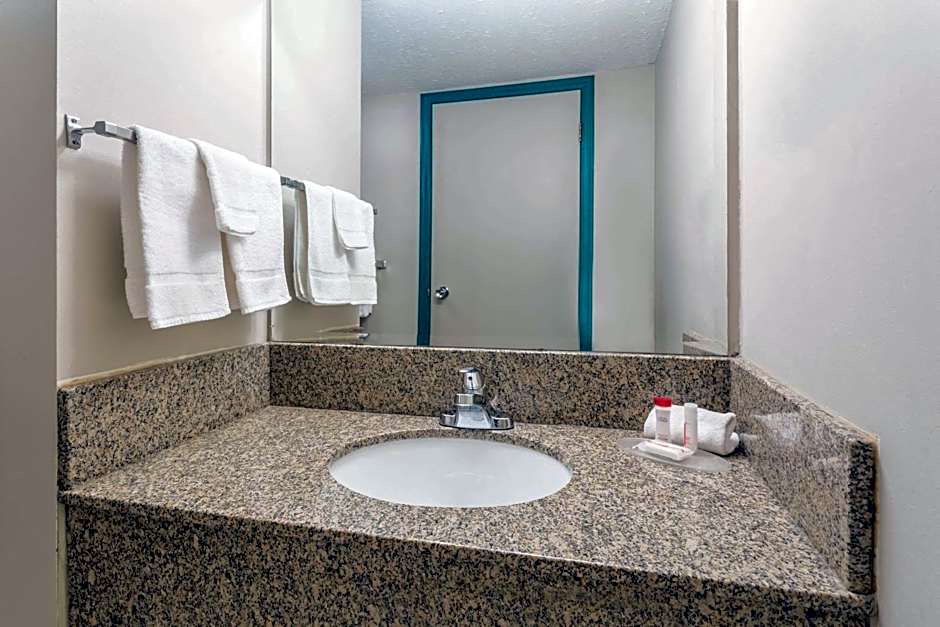 Ramada by Wyndham Quesnel