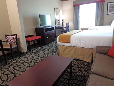 Standard Queen Room with Two Queen Beds - Communications Accessible