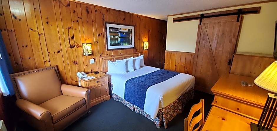 The Lake Motel