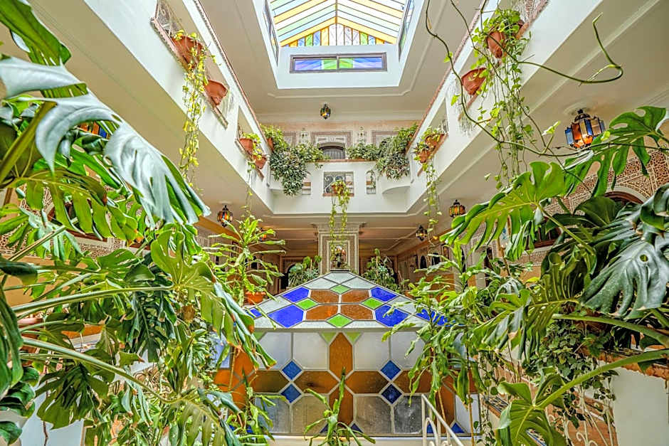 Riad Salt River