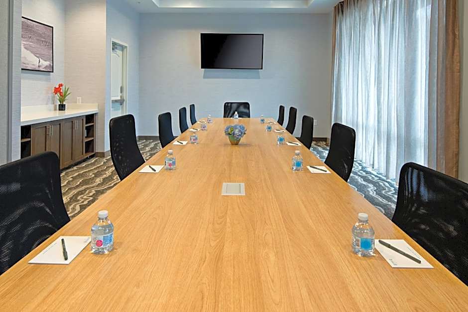 Staybridge Suites Long Beach Airport By IHG