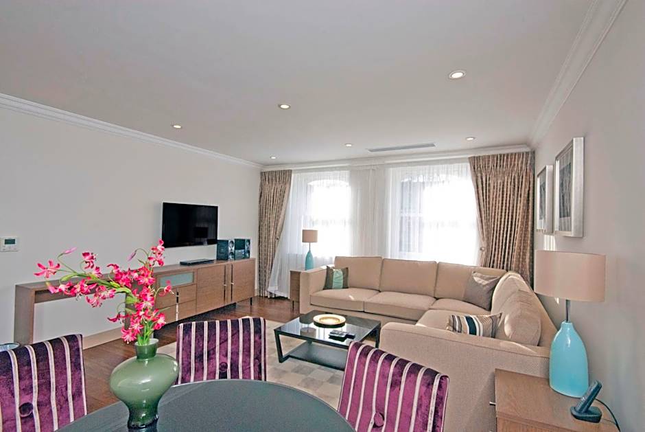 Claverley Court Apartment Knightsbridge