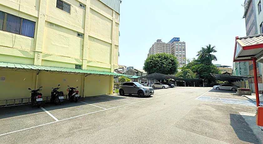 Ai-Lai Fashion Hotel