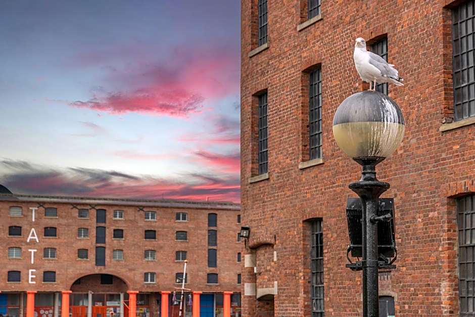 Dockside Aparthotel, Best Western Signature Collection