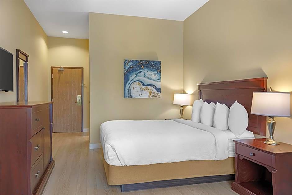 Best Western Plus Fredericton Hotel & Suites