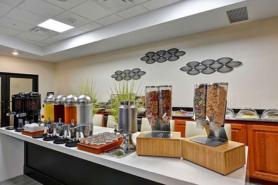 DoubleTree by Hilton Hattiesburg