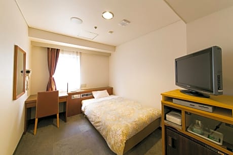 Triple Room - Non-Smoking