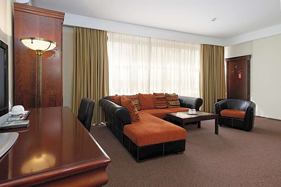 Atrium Hotel Ateneu City Center