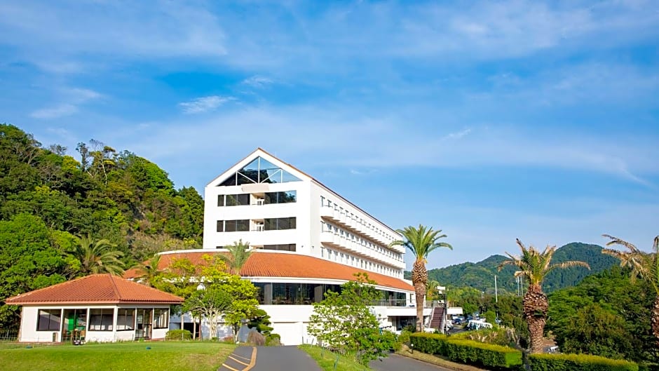 Kamogawa Country Hotel