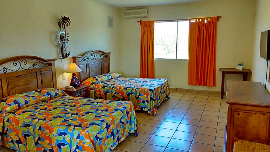 Hotel Hacienda Bugambilias