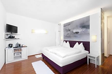 Junior Suite with Balcony