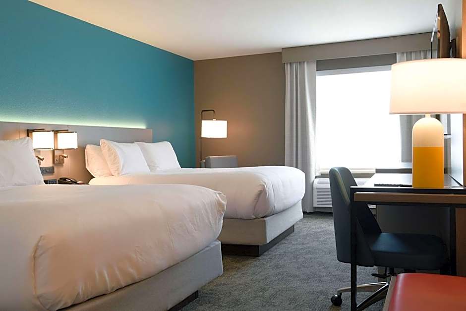 Comfort Inn & Suites NW Milwaukee