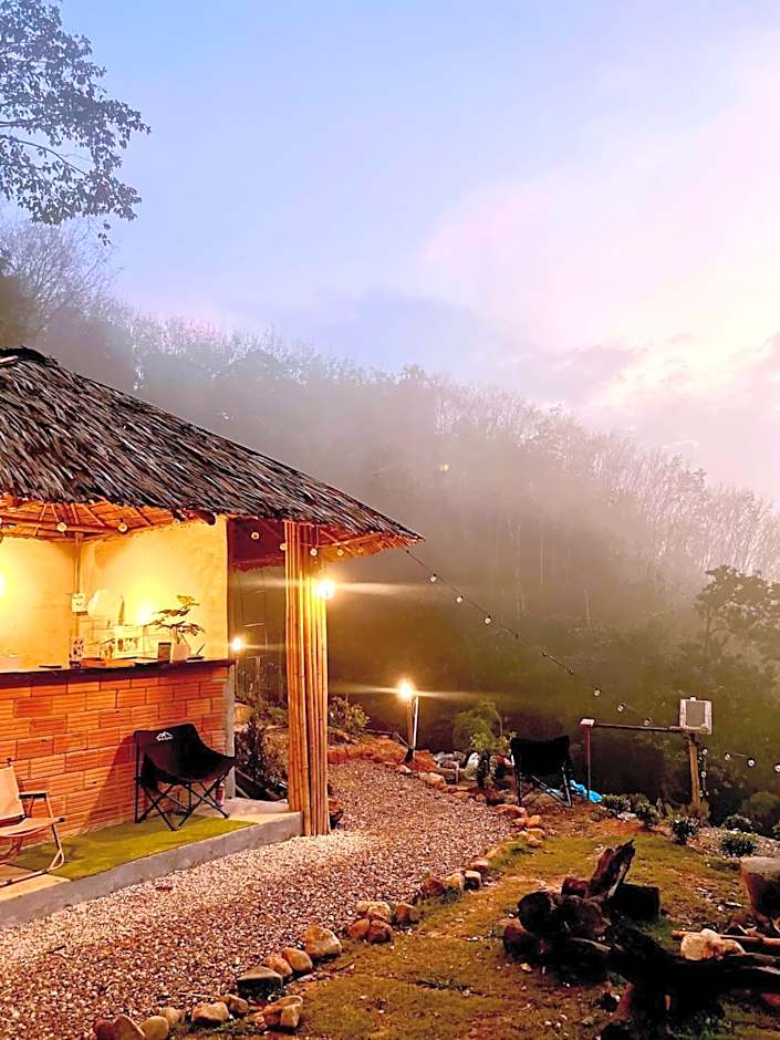 Camping phutajoy Khaosok แคมป์ปิ้งภูตาจ้อยเขาศก